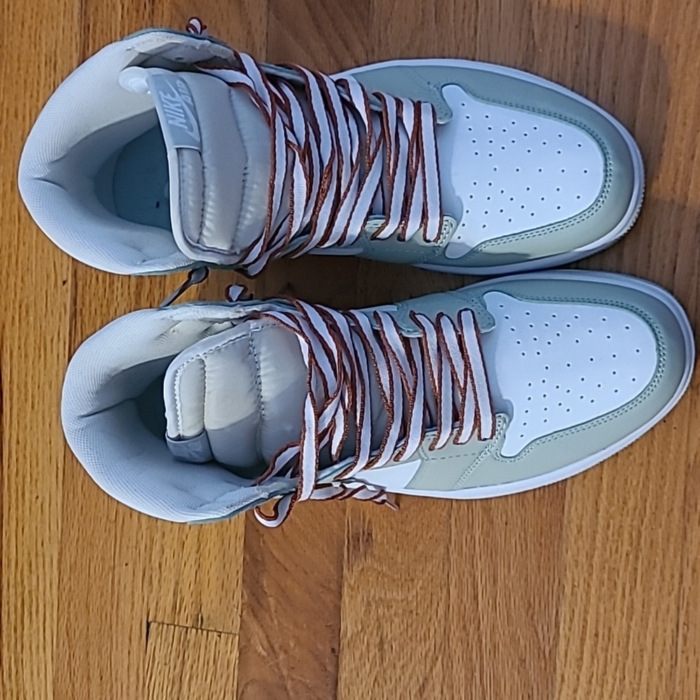 Jordan 1 Seafoam CD0461-002 Womens
